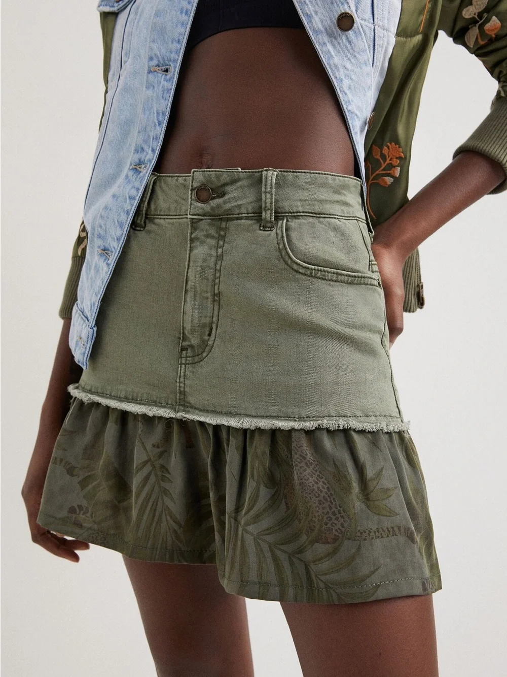 New Desigual Flounce Patchwork Denim Mini Skirt Size US 0/2 Tropical Print Green